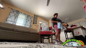 www.amimercury.com - Giantess Night Out thumbnail